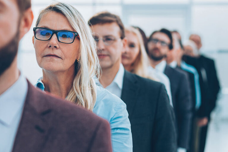 Precarietà e successo. Storie di chi non si arrende al destino