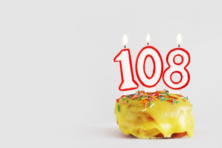 Giappone, nel Guinness dei primati le gemelle di 108 anni