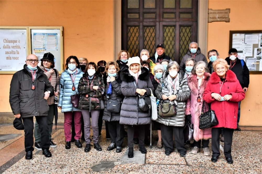 Gruppo di soci di 50&Più Bologna che ha partecipato alla visita a Santa Maria Lacrimosa