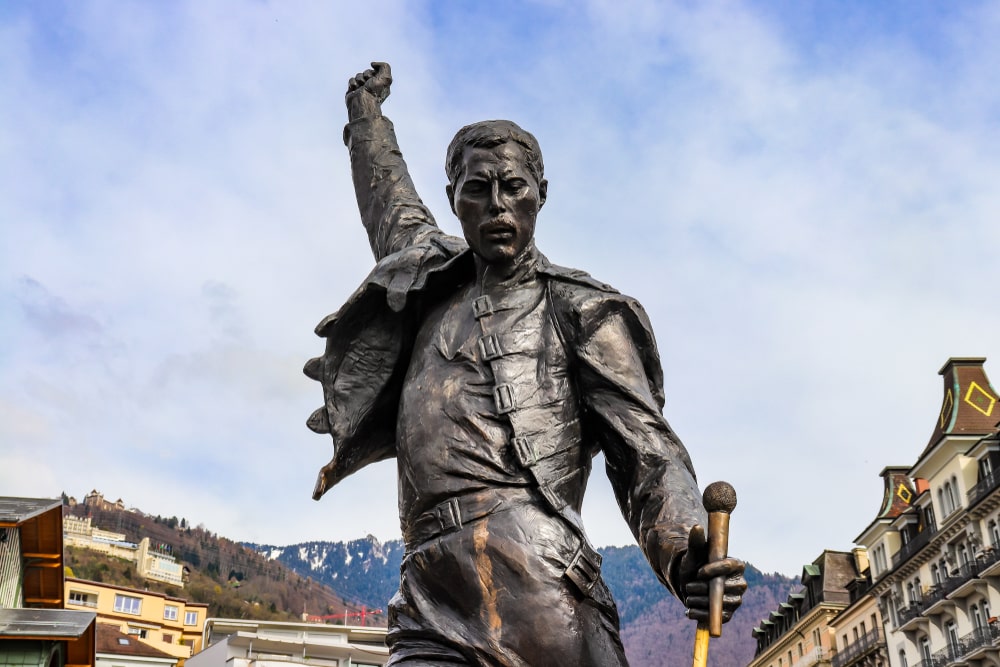 La statua di Freddie Mercury a Montreux, Svizzera