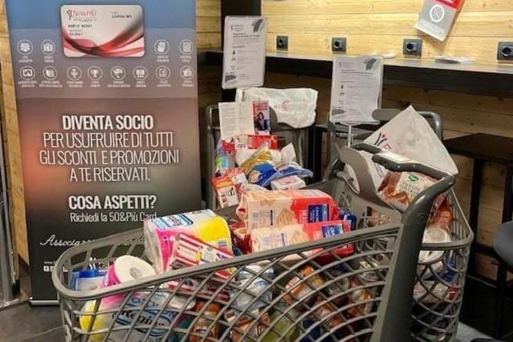50&Più Genova organizza una raccolta per la popolazione ucraina al supermercato