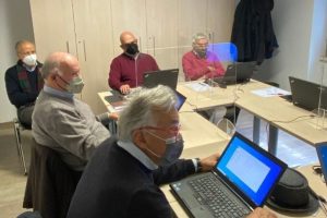 I partecipanti del corso di informatica per senior di 50&Più La Spezia