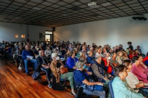 Il folto pubblico partecipante alla presentazione delle attività di 50&Più Livorno