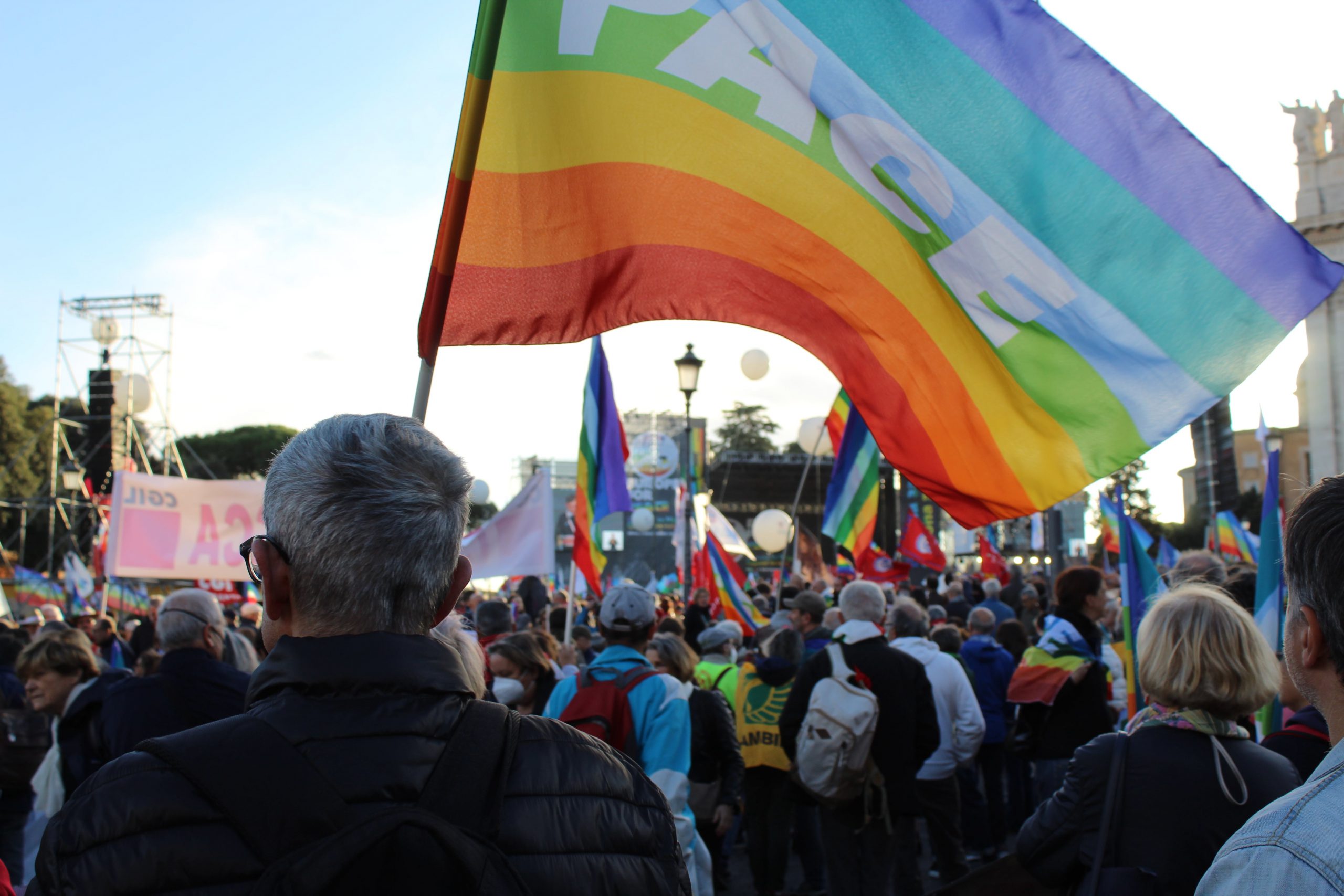 Alcuni scatti della manifestazione per la pace a Roma