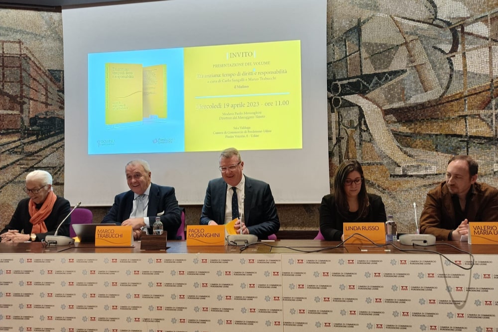 La presentazione del volume sui diritti degli anziani organizzata da 50&Più Friuli Venezia Giulia