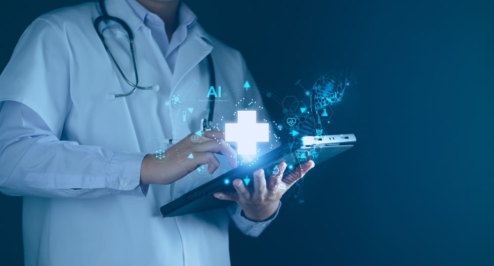 La sanità si trasforma grazie all’Intelligenza Artificiale. Il 2023 è stato un anno di grande diffusione delle tecnologie di AI generativa negli ospedali per migliorarne efficienza e personalizzazione delle cure.