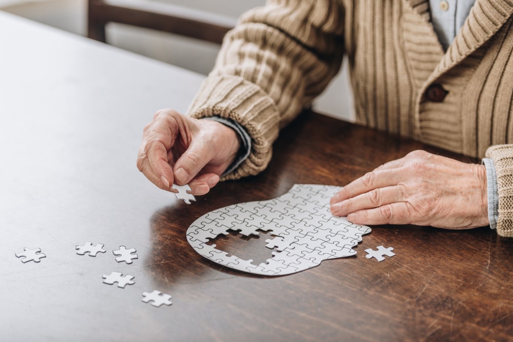 Un bilancio mediamente negativo emerge da uno studio dell'Osservatorio Demenze dell’Iss, nell’ambito del Fondo per l’Alzheimer e le demenze.