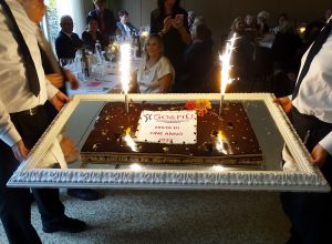 la torta della Festa di Fine anno di 50&Più Vicenza