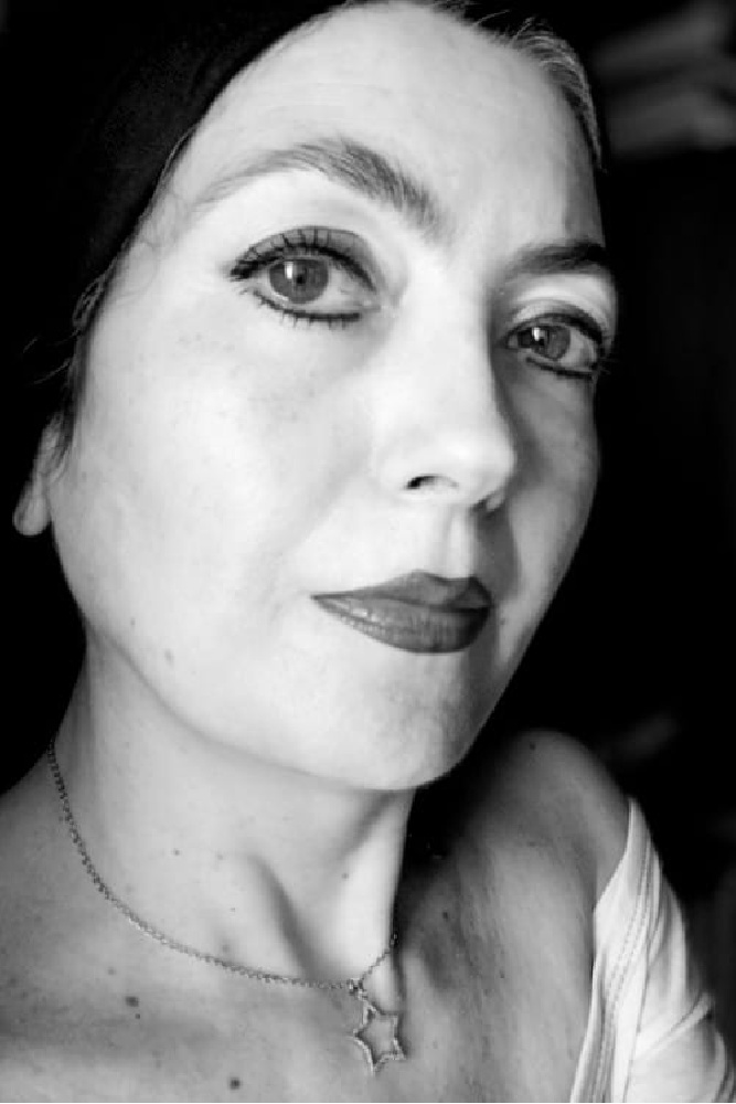 Ersilia Cacace, autrice di "Mara mira il mare"