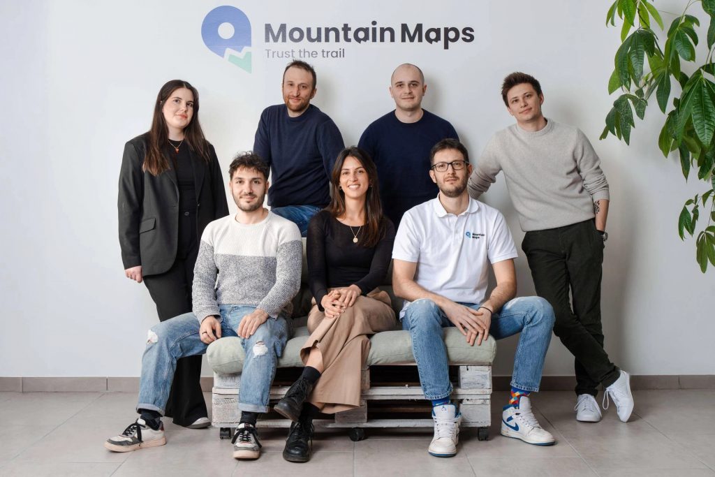 L'app Mia porta l'intelligenza artificiale sui sentieri montani italiani