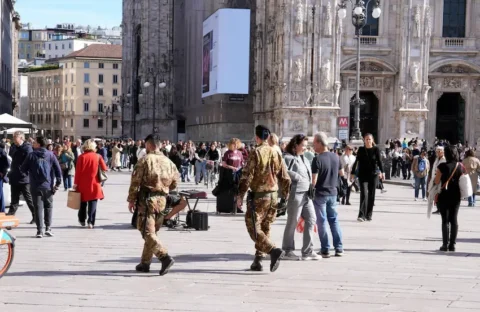 Manifestazioni e cortei oggi in tutta Italia. Nelle chat degli indagati “Bro tutti contro gli sbirri”