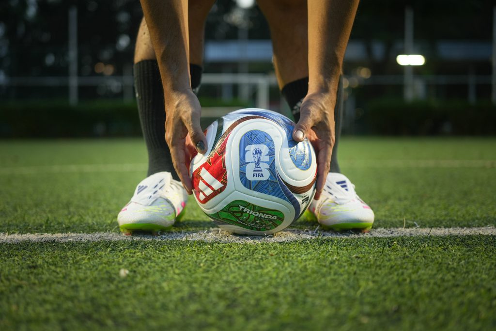 Trionda, il pallone dei Mondiali 2026 spiazza i giocatori