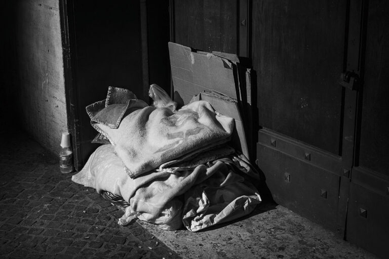 Una pandemia che accresce le disuguaglianze