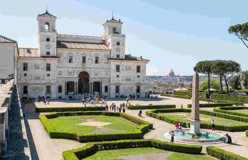 A Villa Medici “Chromotherapia. La fotografia a colori che rende felici” | FOTO