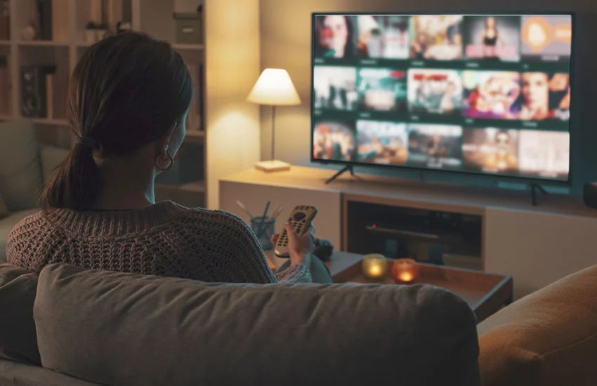 Dalla notizia al gossip: l’evoluzione dei media nell’era digitale