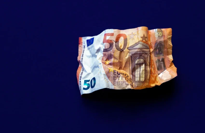 Via le banconote da 50 euro: c’è chi pensa di sostituirle