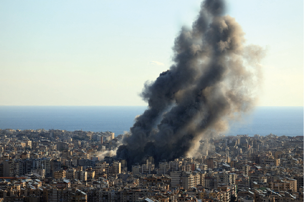 La terra ferita: il costo ambientale dei conflitti moderni