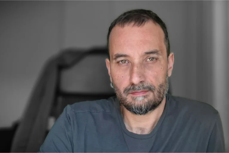 “Amanti elementari” e l’elogio del dissenso secondo Paolo Sortino