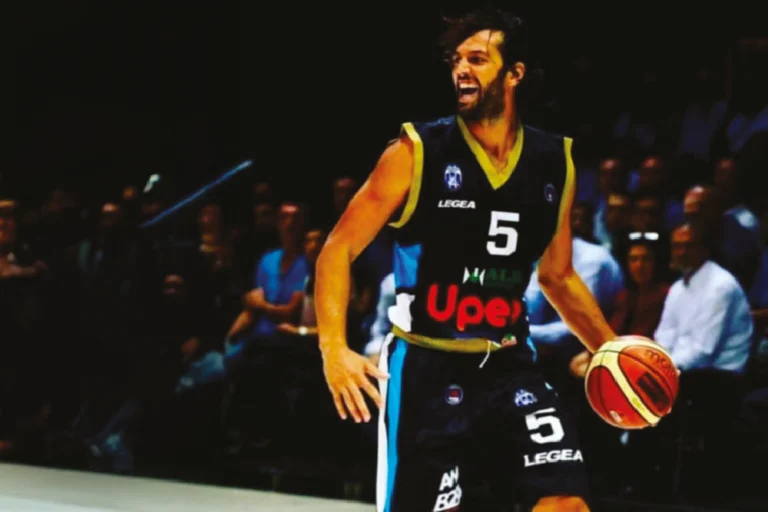 Gianluca Basile, il campione del basket si racconta: «Il mio ‘buen retiro’ tra ulivi e animali»