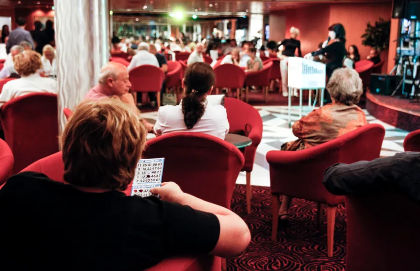 Febbre del gioco in Italia, adolescenti e anziane più a rischio dipendenza