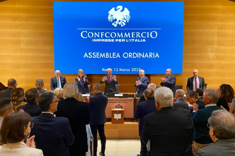 Carlo Sangalli confermato per acclamazione: guiderà Confcommercio per i prossimi cinque anni