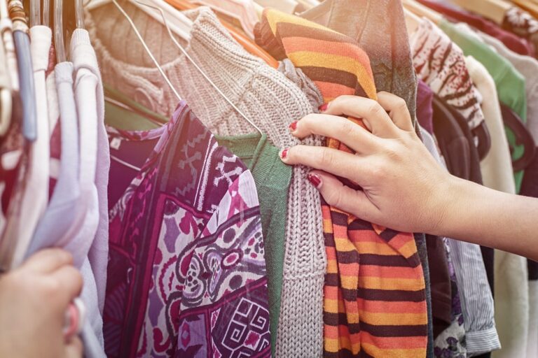 A Milano un negozio vintage che fa beneficenza, il progetto di BeKind Foundation