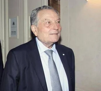 Addio a Francesco Tomasello, Sinch: “Neurochirurgo di eccellenza, profondo cordoglio”