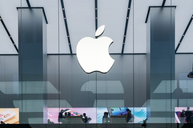 Apple multata dall’Antitrust italiano: il colosso di Cupertino deve pagare 98,6 milioni