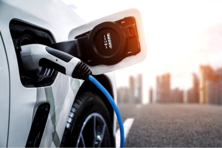L’auto elettrica? Pro e contro della macchina del futuro
