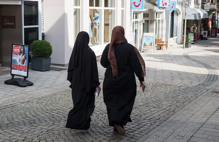 Burka, niqab e hijab: non tutti i veli sono uguali