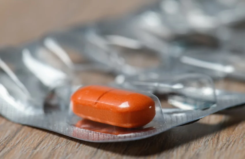 Carenza di medicinali, Unione europea: «Serve una legge?»