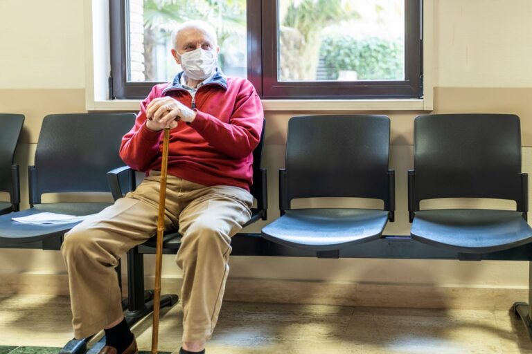 Case e ospedali di comunità: attivati uno su dieci
