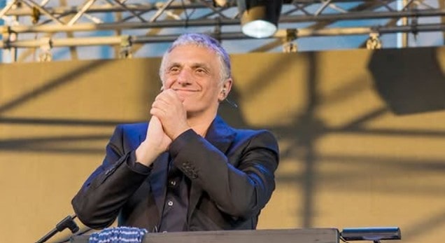 Addio a Celso Valli, l’architetto del suono che ha plasmato la musica italiana