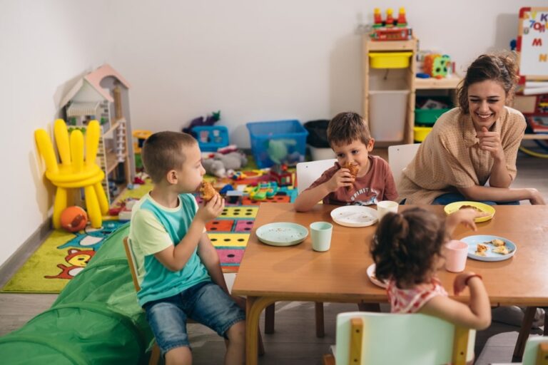 Centri estivi sempre più cari. I nonni ancora un grande aiuto