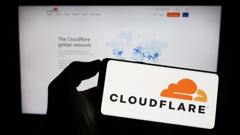 “Cloudflare down”: il colosso invisibile che ha mandato in tilt il web globale