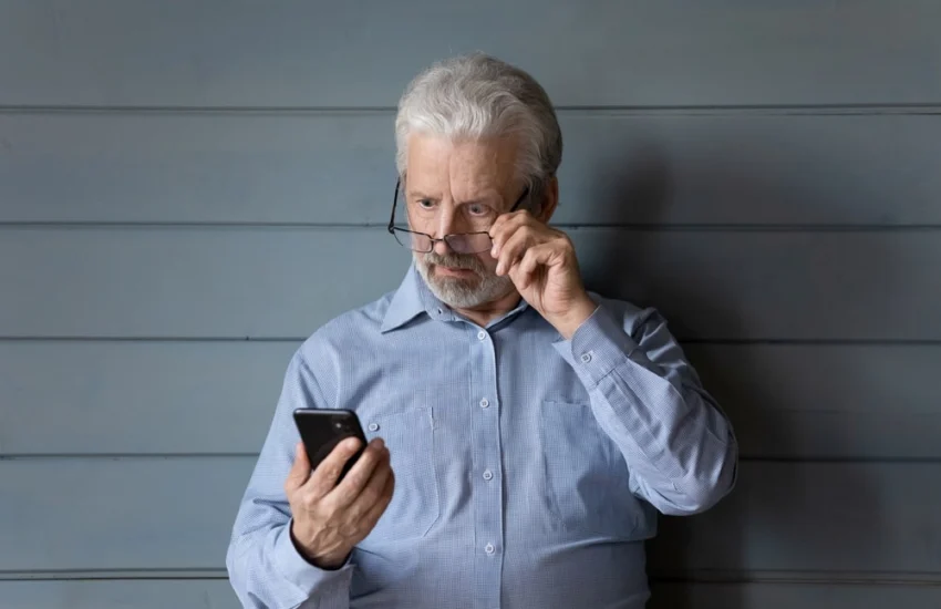 Con la ‘truffa del sito esca’ occhio agli sms sul cellulare