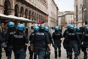Cortei e manifestazioni, Viminale rafforza i controlli: “Violenti saranno isolati”