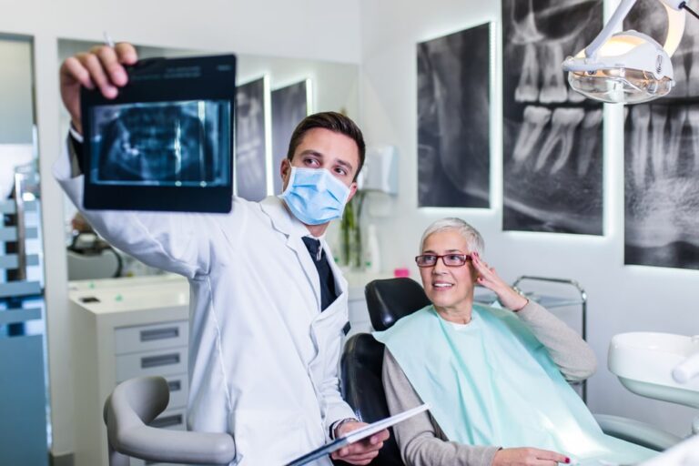 Cure dentarie, protesi troppo care per l’81% degli over 65