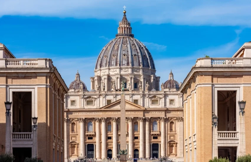 Data Conclave, si decide oggi in Vaticano con l’incontro dei cardinali