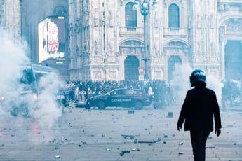 Decreto cortei, per minori fermo preventivo e subito imputabilità: la stretta del governo dopo i disordini
