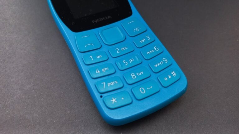 Dumb phone, ritorno al passato o disintossicazione dalla tecnologia?