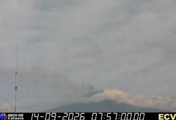 Etna in eruzione, nuovi disagi all’aeroporto di Catania: voli in arrivo sospesi fino alle 16