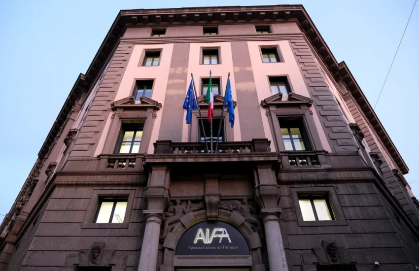 Firstline, la prima app per un uso responsabile degli antibiotici
