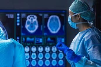 Gemelli siamesi, neurochirurgo Giussani: “Con gli avatar separazioni più precise e sicure”