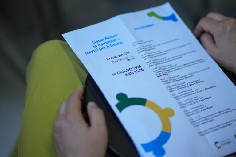 Invecchiamento attivo, il modello Lombardia: a Milano il tour ‘GenerAzioni in Cammino’
