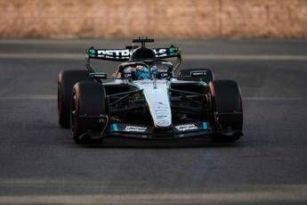 Gp Baku, Russell in pole position e disastro Antonelli nelle qualifiche: la griglia di partenza