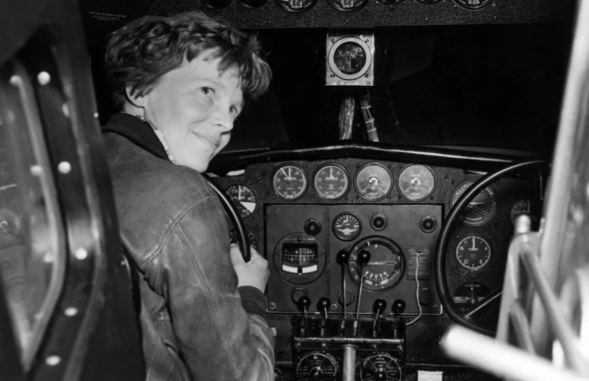 Il mistero di Amelia Earhart: declassificati i documenti
