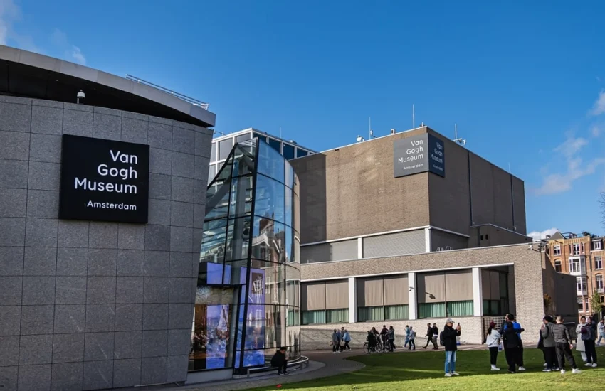 Il museo di Van Gogh ad Amsterdam rischia la chiusura