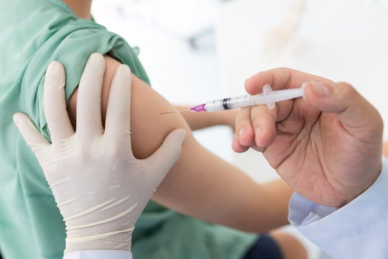 Ema e Ecdc: il punto su vaccini e varianti di Covid-19