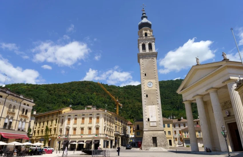 Il sindaco di Valdobbiadene riceve i cittadini in passeggiata